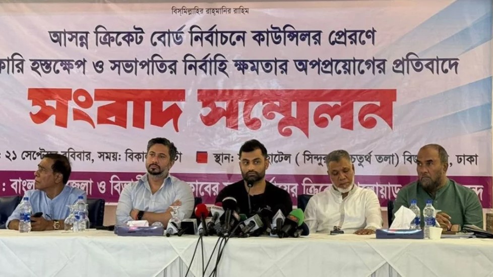 বিসিবি সভাপতি ক্ষমতার অপব্যবহার করছেন, তামিমের অভিযোগ